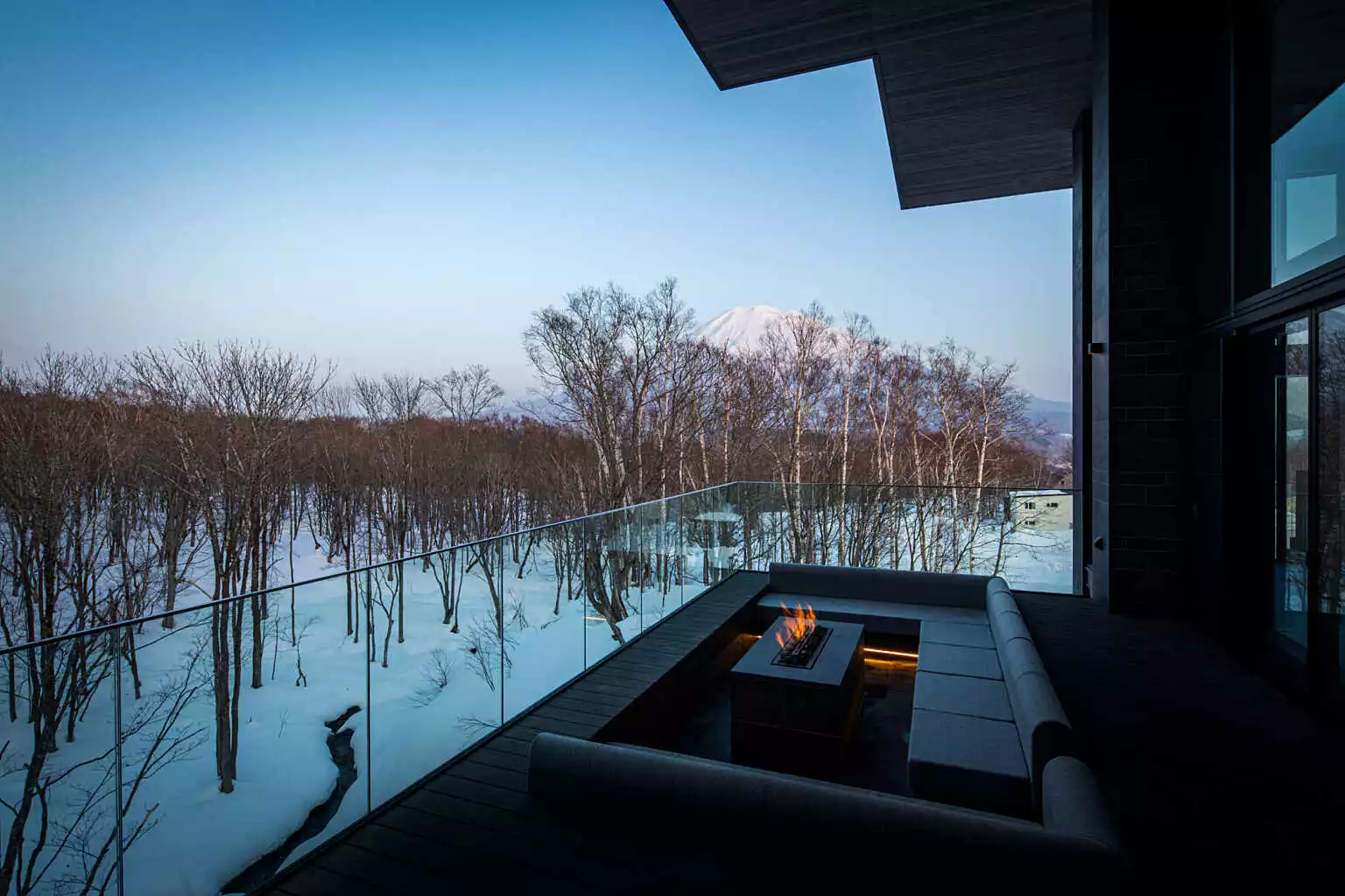 Corniche Chalet Niseko 03 Outdoor Fireplace