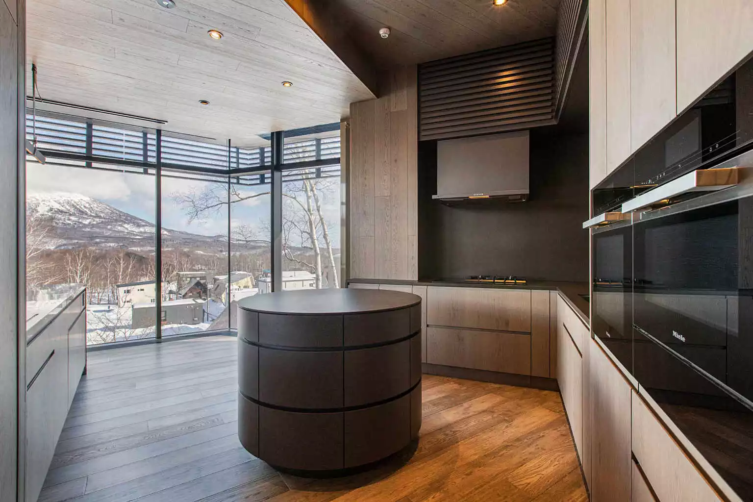 Corniche Chalet Niseko 23 Kitchen