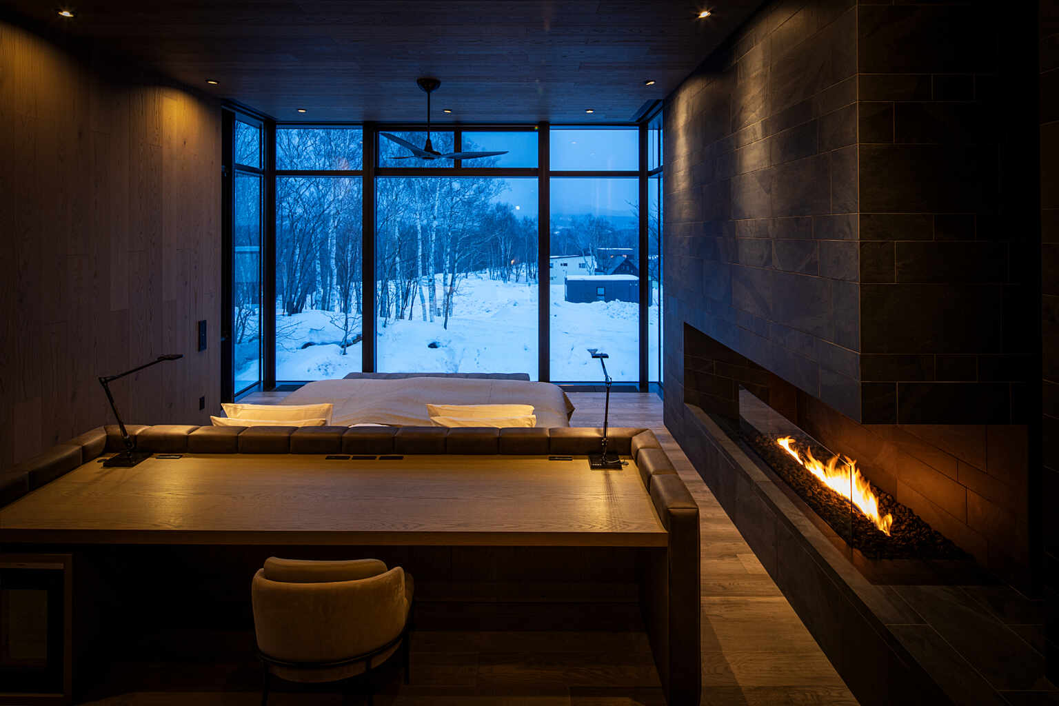 Corniche Chalet Niseko 26 Evening View