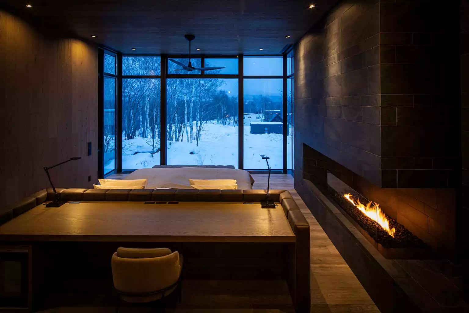 Corniche Chalet Niseko 26 Evening View