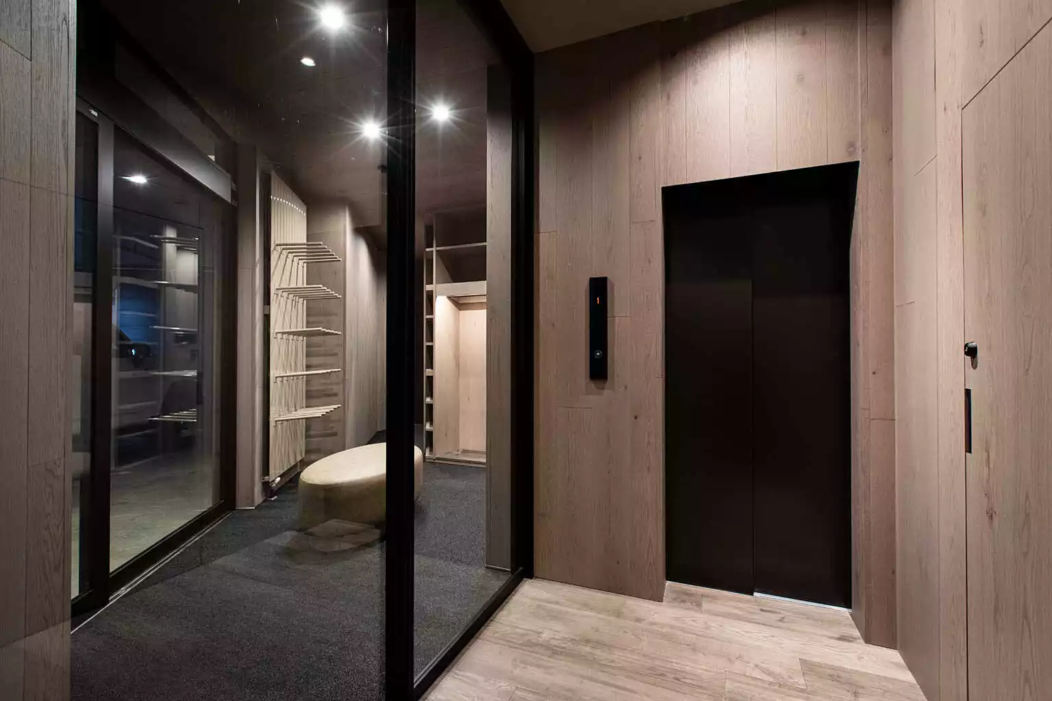 Corniche Chalet Niseko 29 Ski Garage