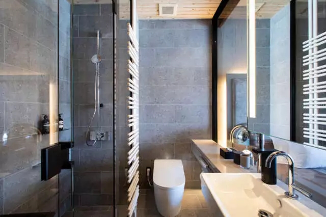 Corniche Chalet Niseko 14 Bathroom2