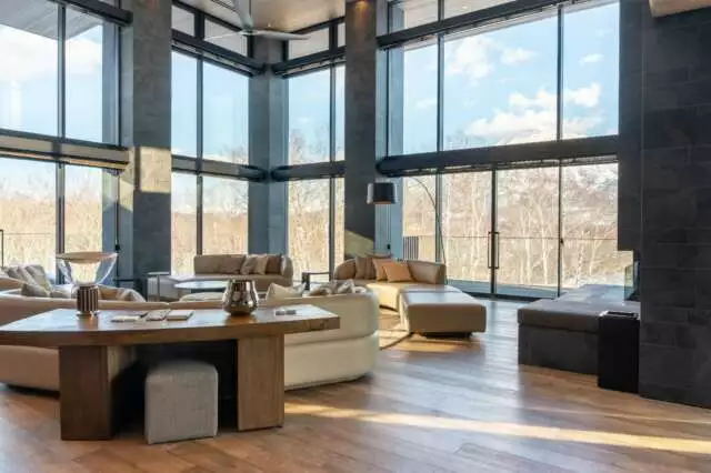 Corniche Chalet Niseko 36 Living