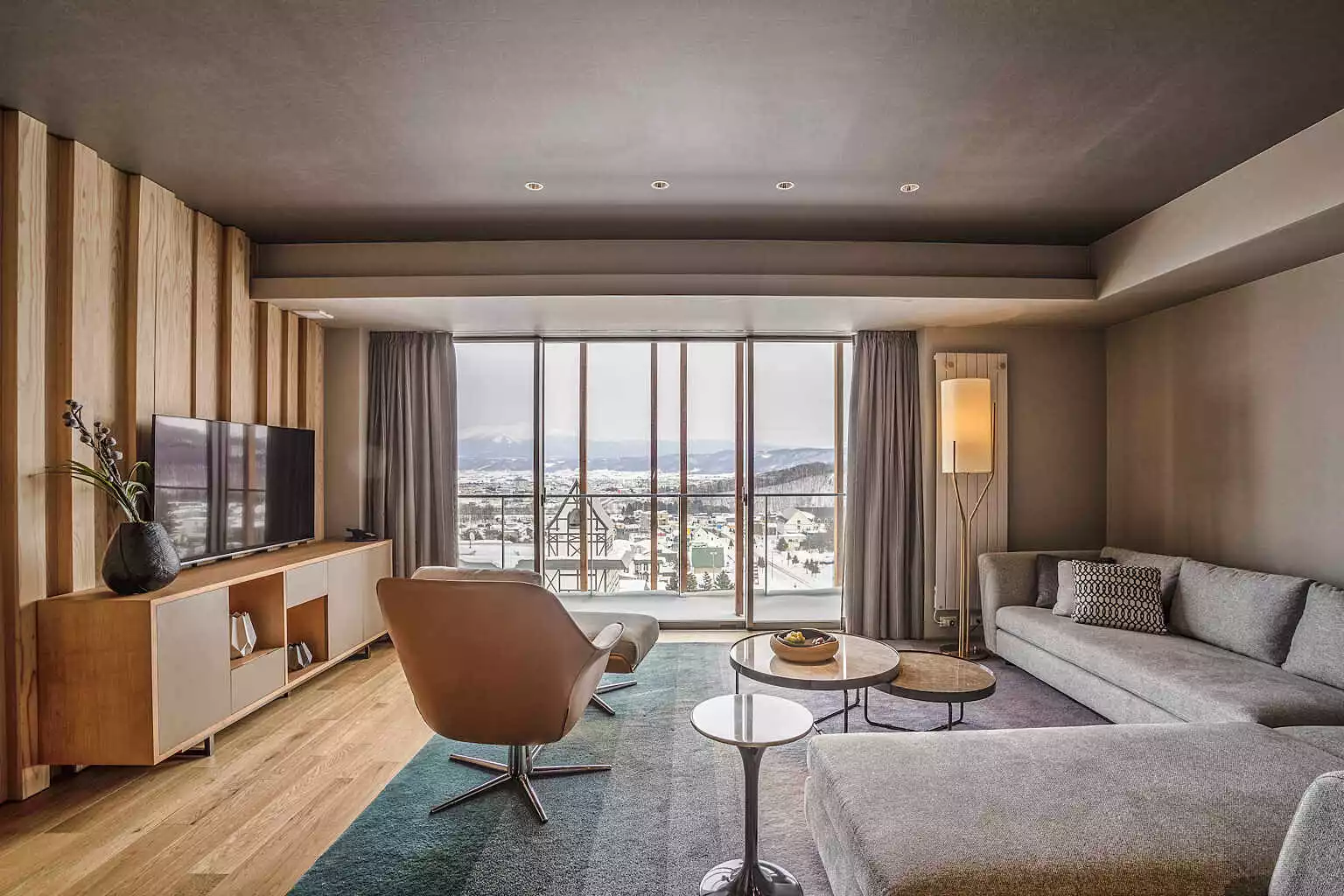 FF 03 3 BR Penthouse Suite