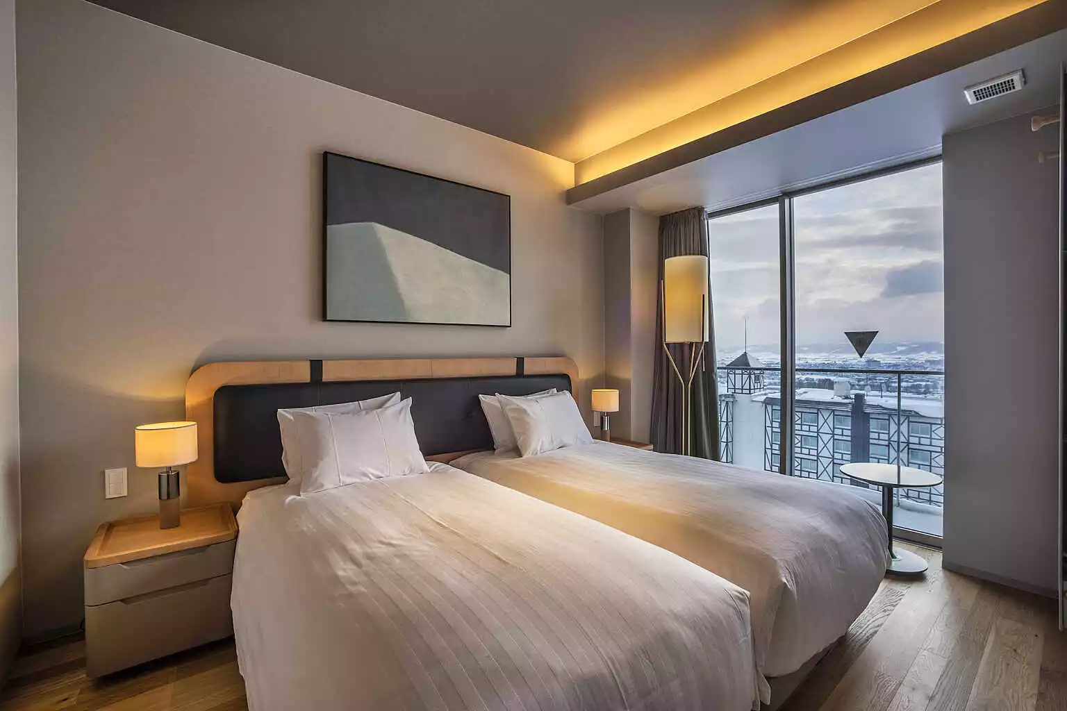 FF 10 3 BR Suite Dual Key