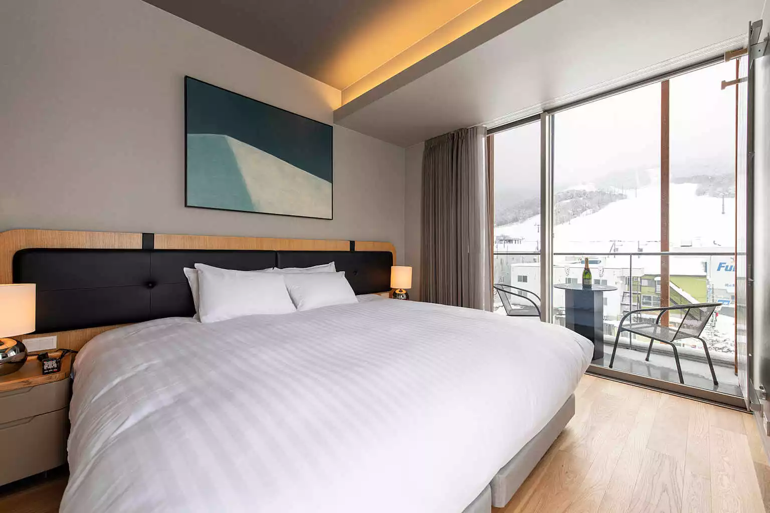 FXW 09 3 BR Penthouse Suite