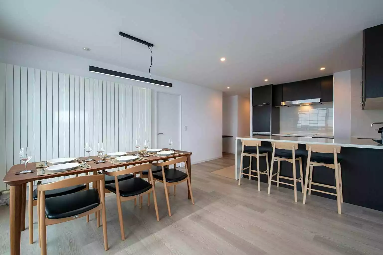 FW 14 2 BR Penthouse Residence