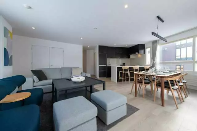 FW 02 2 BR Penthouse Suite