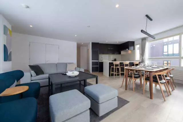 FW 07 3 BR and 2 BR Penthouse Suite