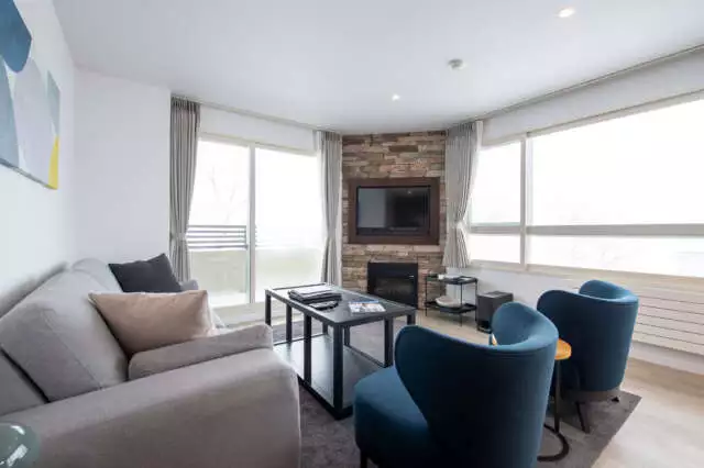 FW 13 2 BR and 1 BR Suite