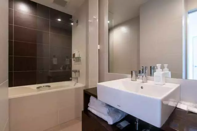 FW 17 2 BR and 1 BR Suite