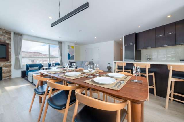 Freshwater03 3 BR Penthouse Suite