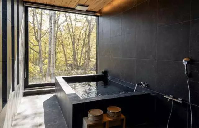 YUK 5 bedroom Chalet with Onsen