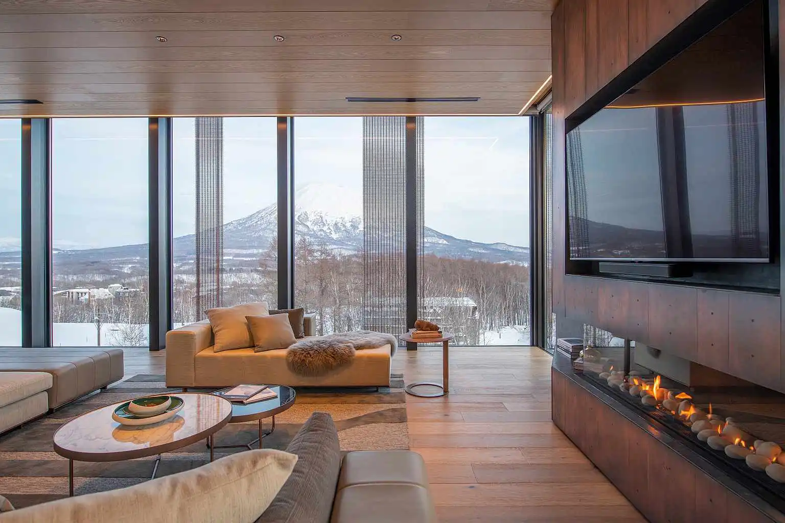 INT 4 Bedroom Yotei Penthouse Residence