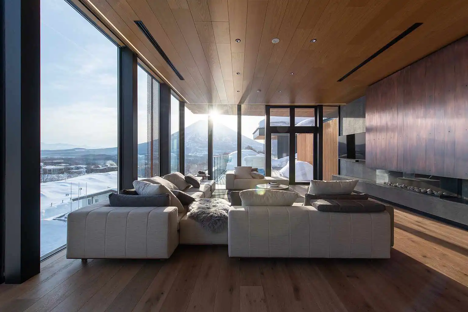 INT 5 Bedroom Penthouse Residence