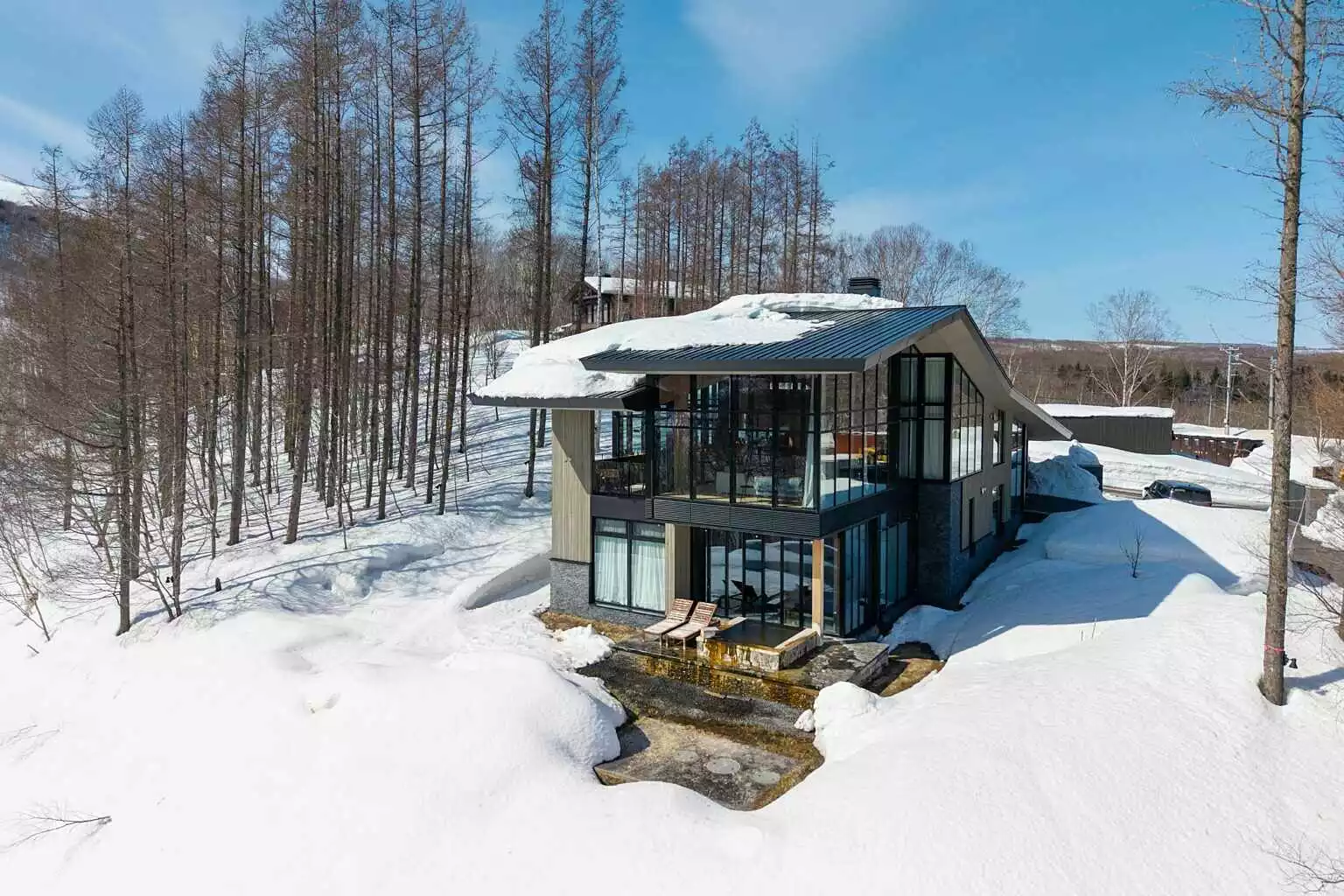 Kazahana Niseko 19 Drone