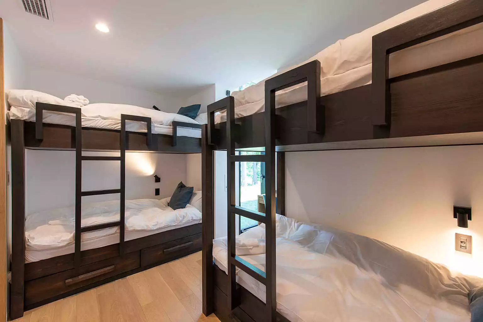 Kazahana 13 Bunk Room