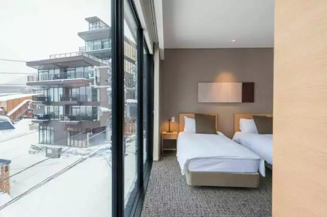 KOZ 17 2 BR Suite