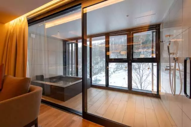 KYO 12 4 Bedroom Onsen