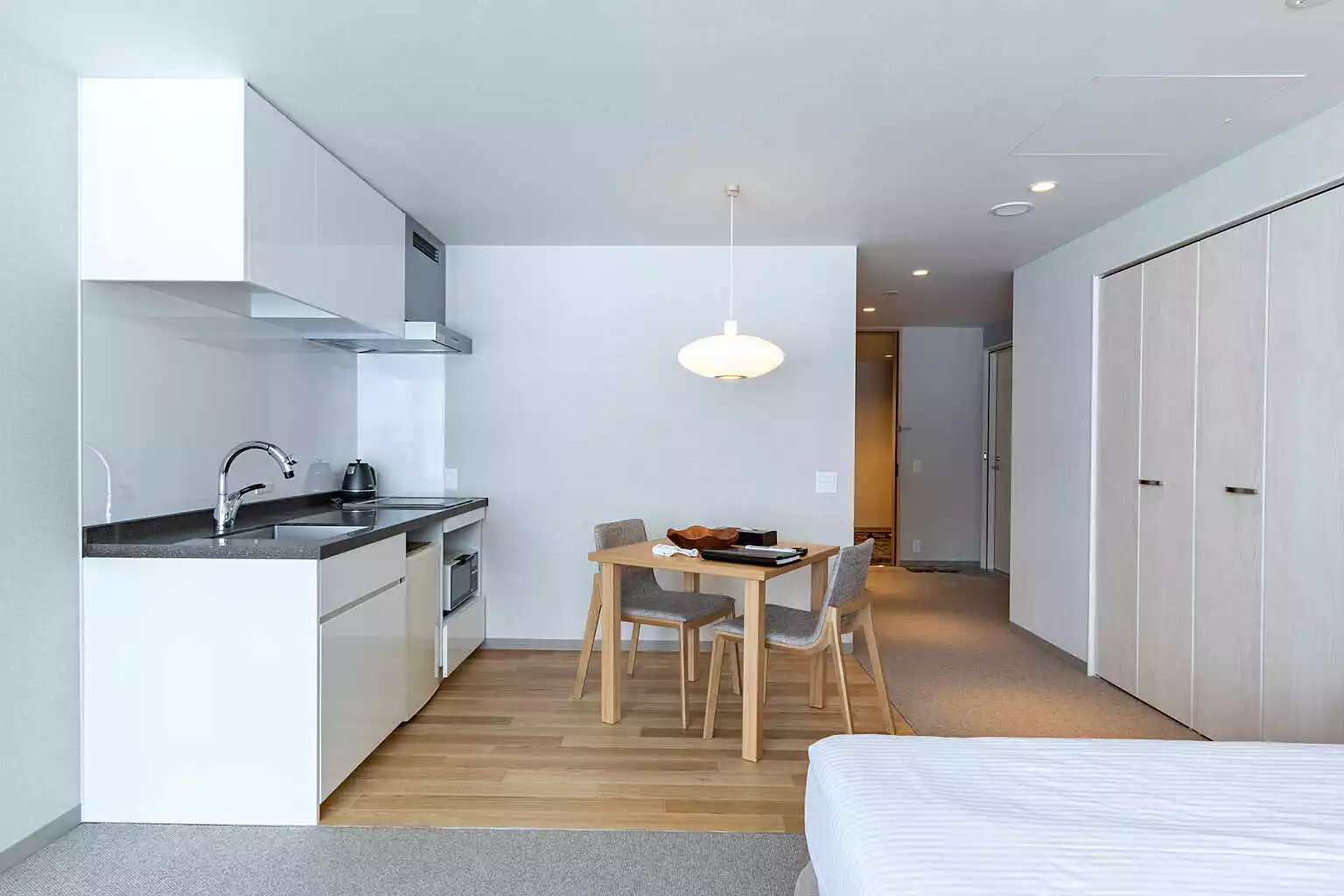 TMN 15 Deluxe Studio