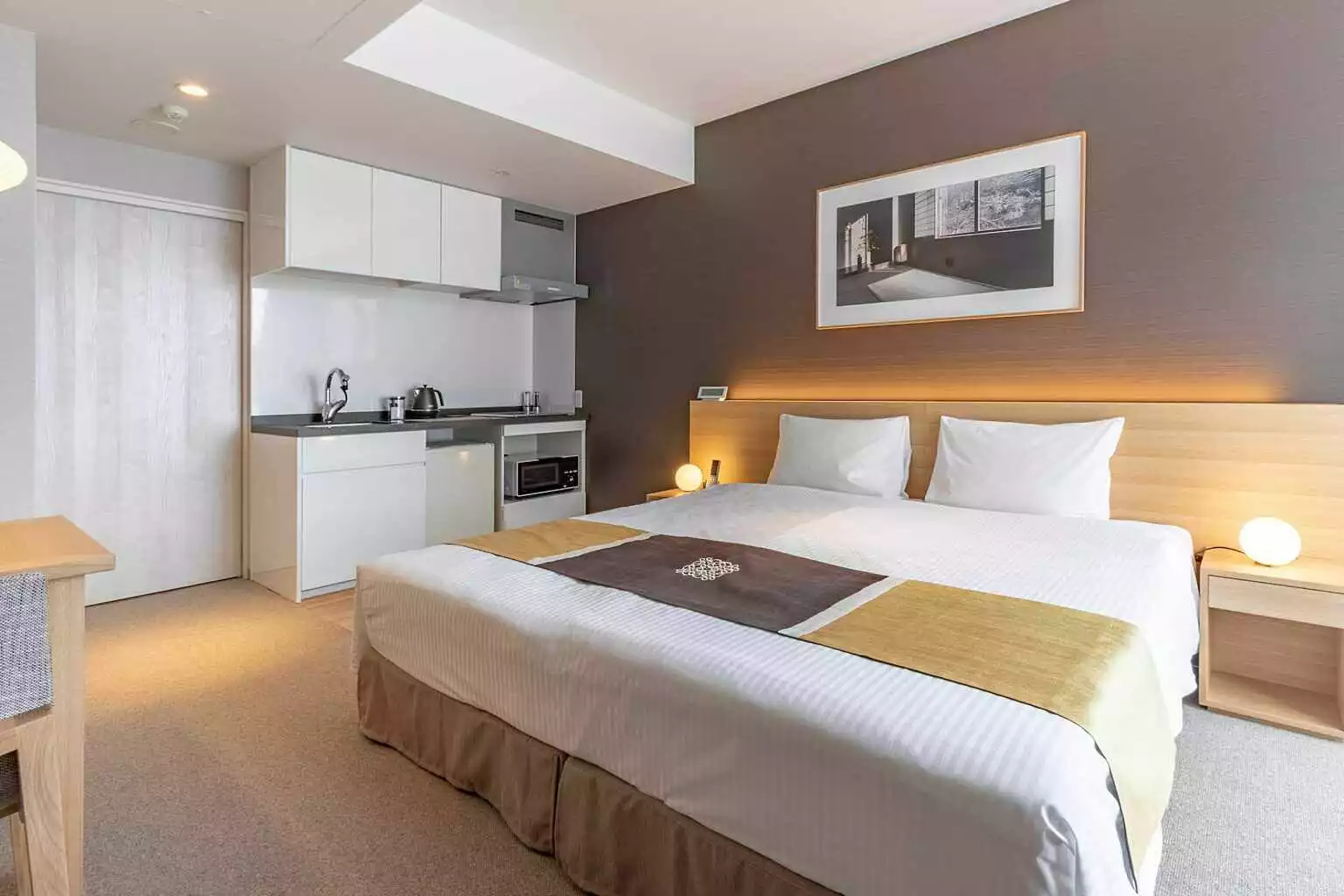 TMN 18 Superior Studio