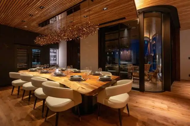 Meigetsu Aki Niseko 10 Dining Area