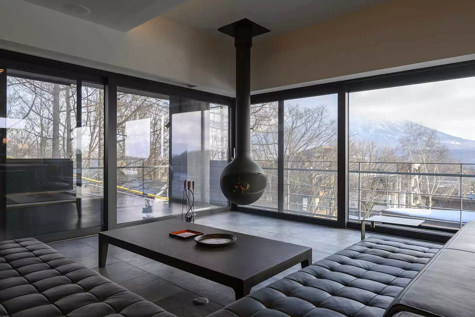 Sekka Sekka 5 Bedroom Chalet 05 Living Room and Kitchen 4 FL