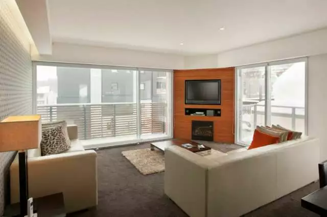 SET 10 2 BR Suite