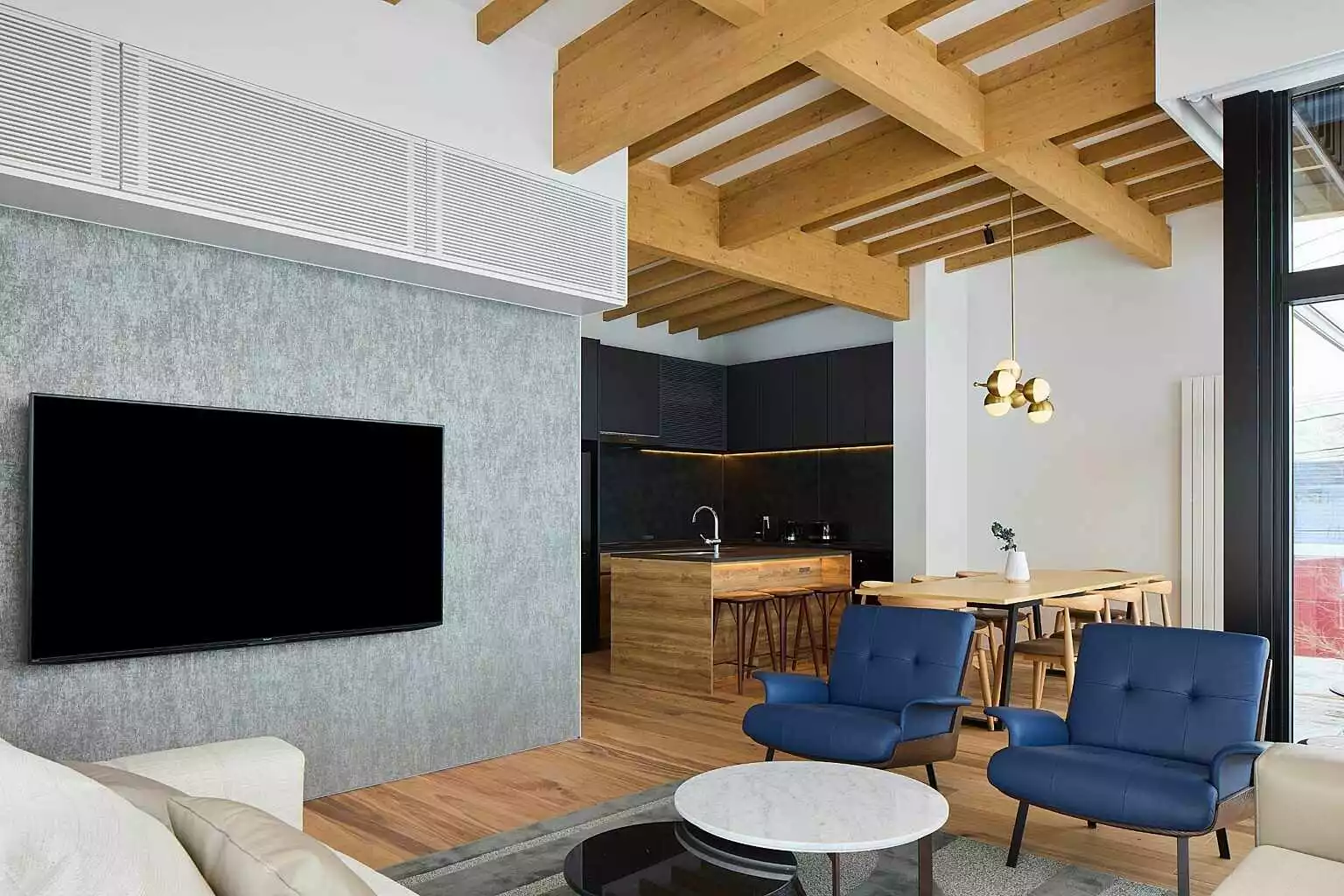 Shiyuki 05 Living Area