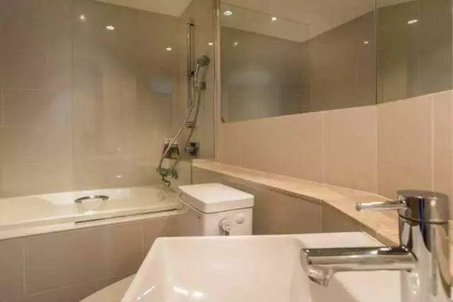 SC 15 3 BR Suite