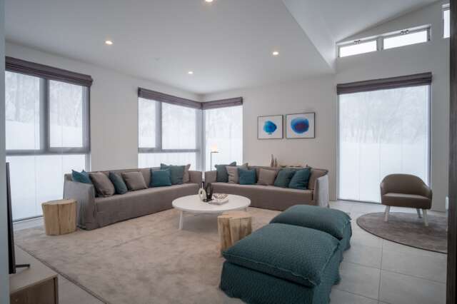 SS Living Room 2 FL 1