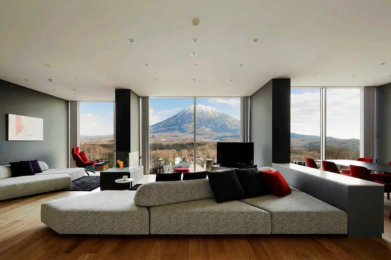 TER 4 Bedroom Yotei Panorama Penthouse Residence