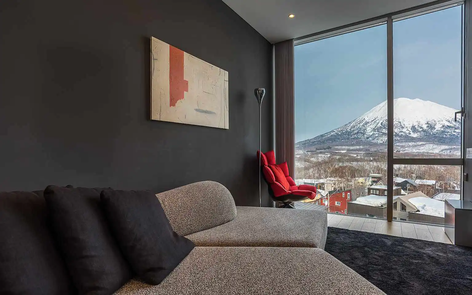 TER 4 Bedroom Yotei Panorama Penthouse Residence