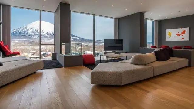 TER 02 4 BR Yotei Panorama Penthouse Residence 2