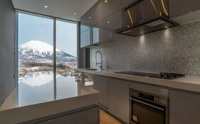 TER 4 Bedroom Yotei Panorama Penthouse Residence