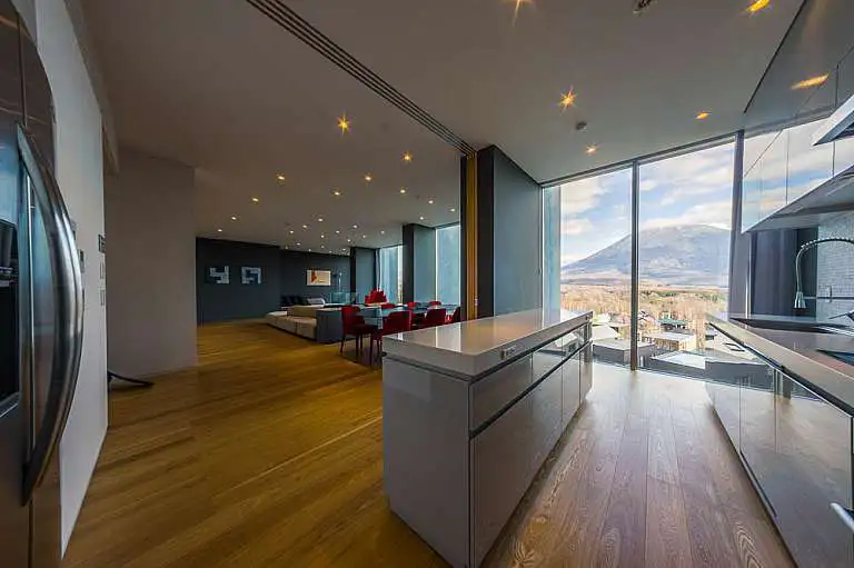 TER 4 Bedroom Yotei Panorama Penthouse Residence
