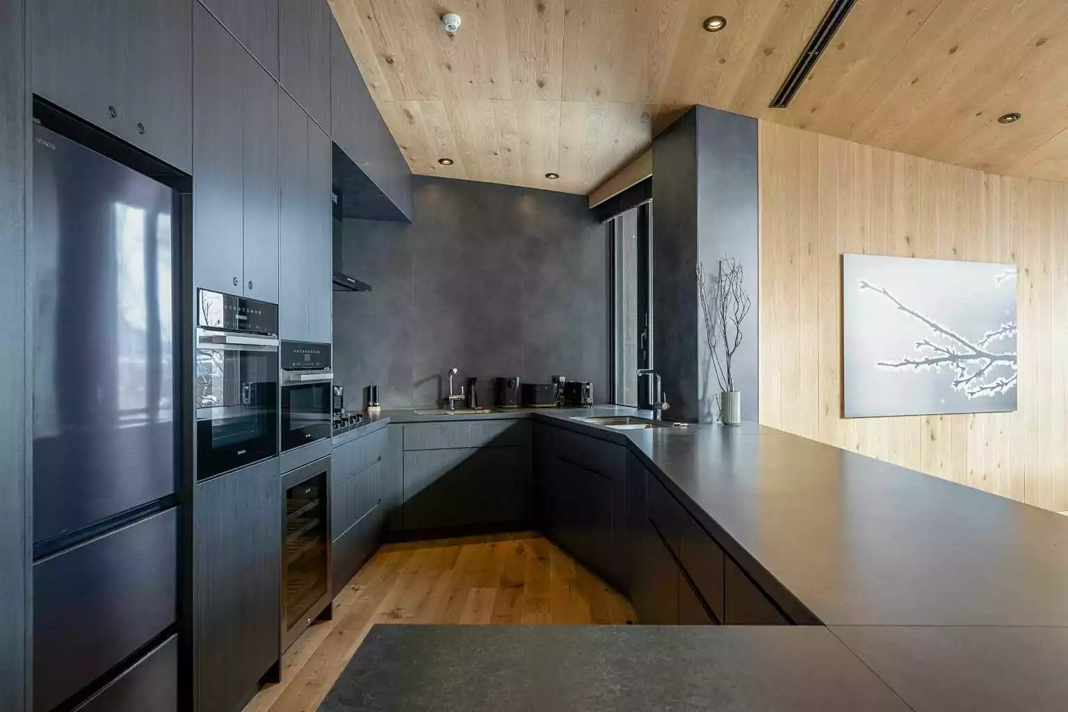 Tsubasa Chalet Hanaridge Niseko 09 Dining Area