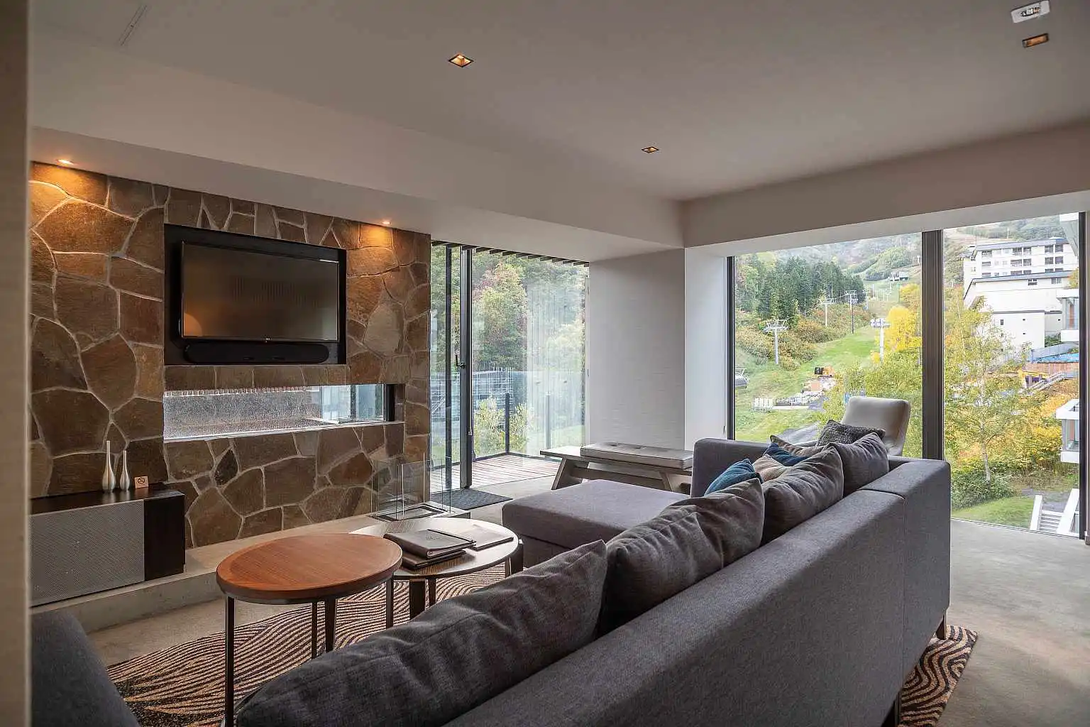 TVN 2 BDR Ski View Deluxe with Onsen 501 A 5