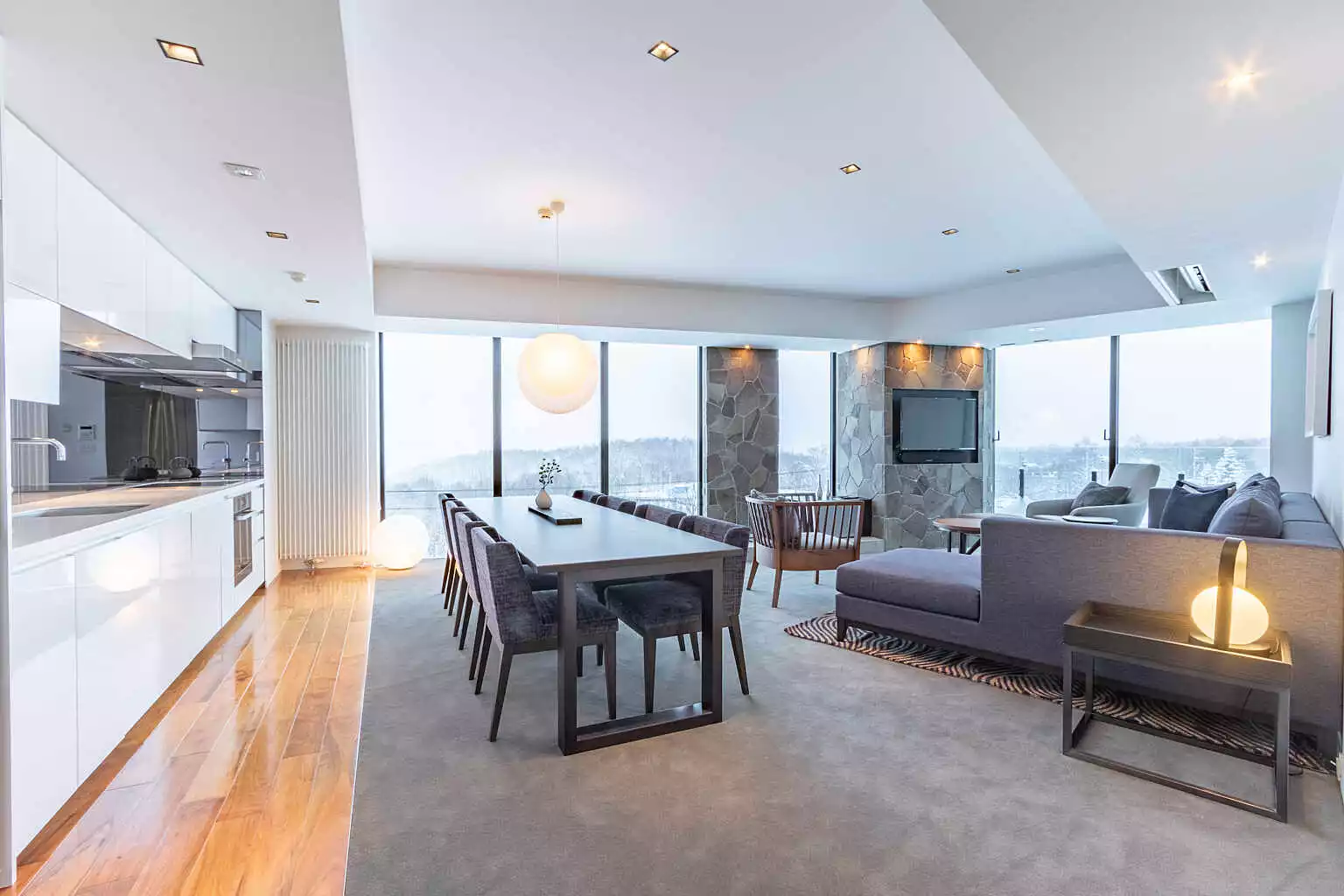 TVN 13 2 BR Yotei Suite