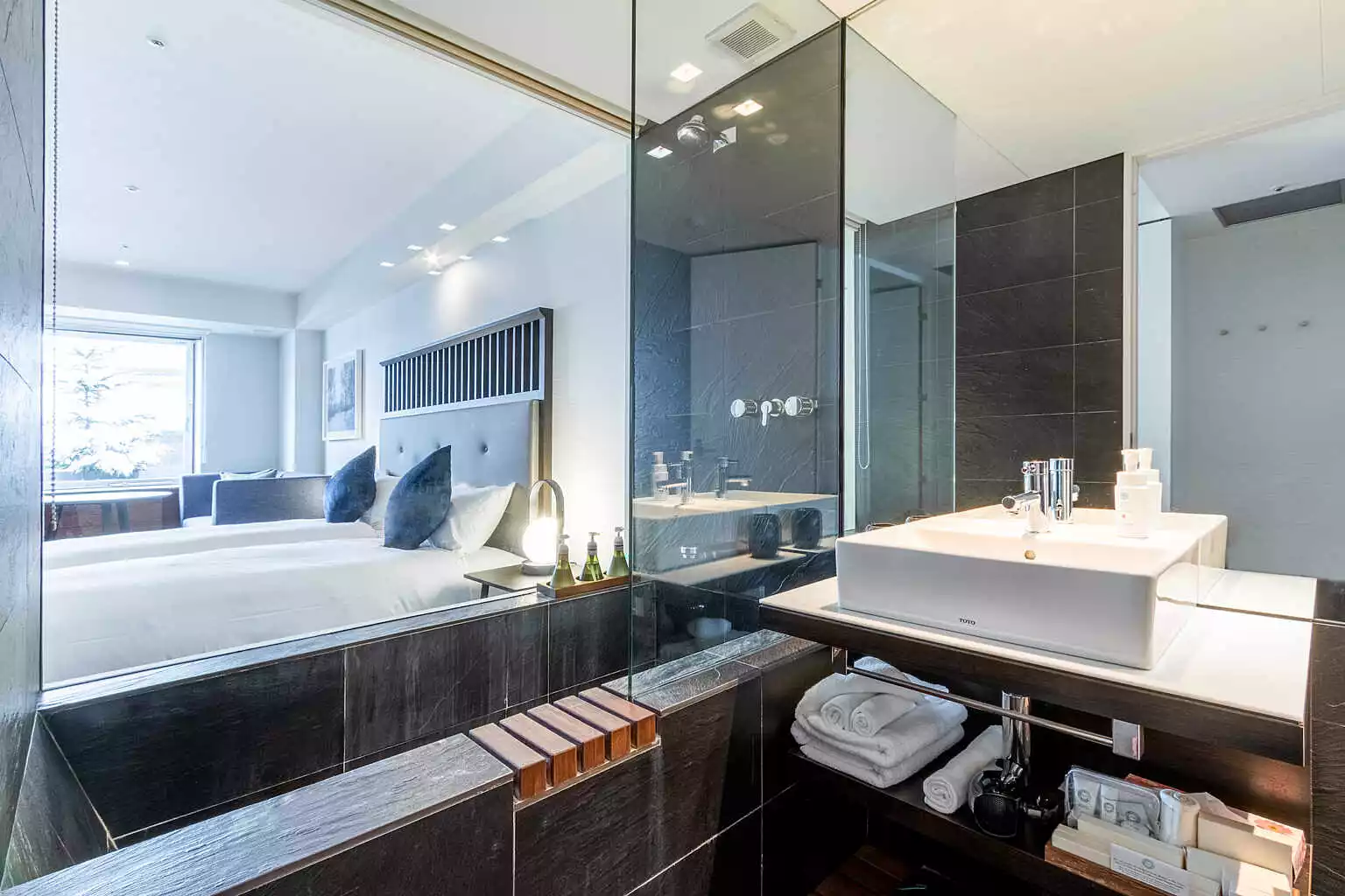 TVN 20 Superior Hotel Room