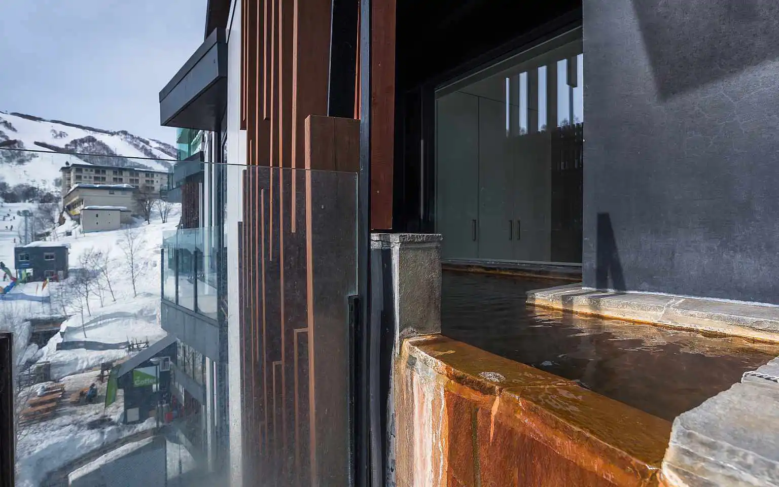 TVN 3 Bedroom Suite with Onsen (Dual Key)