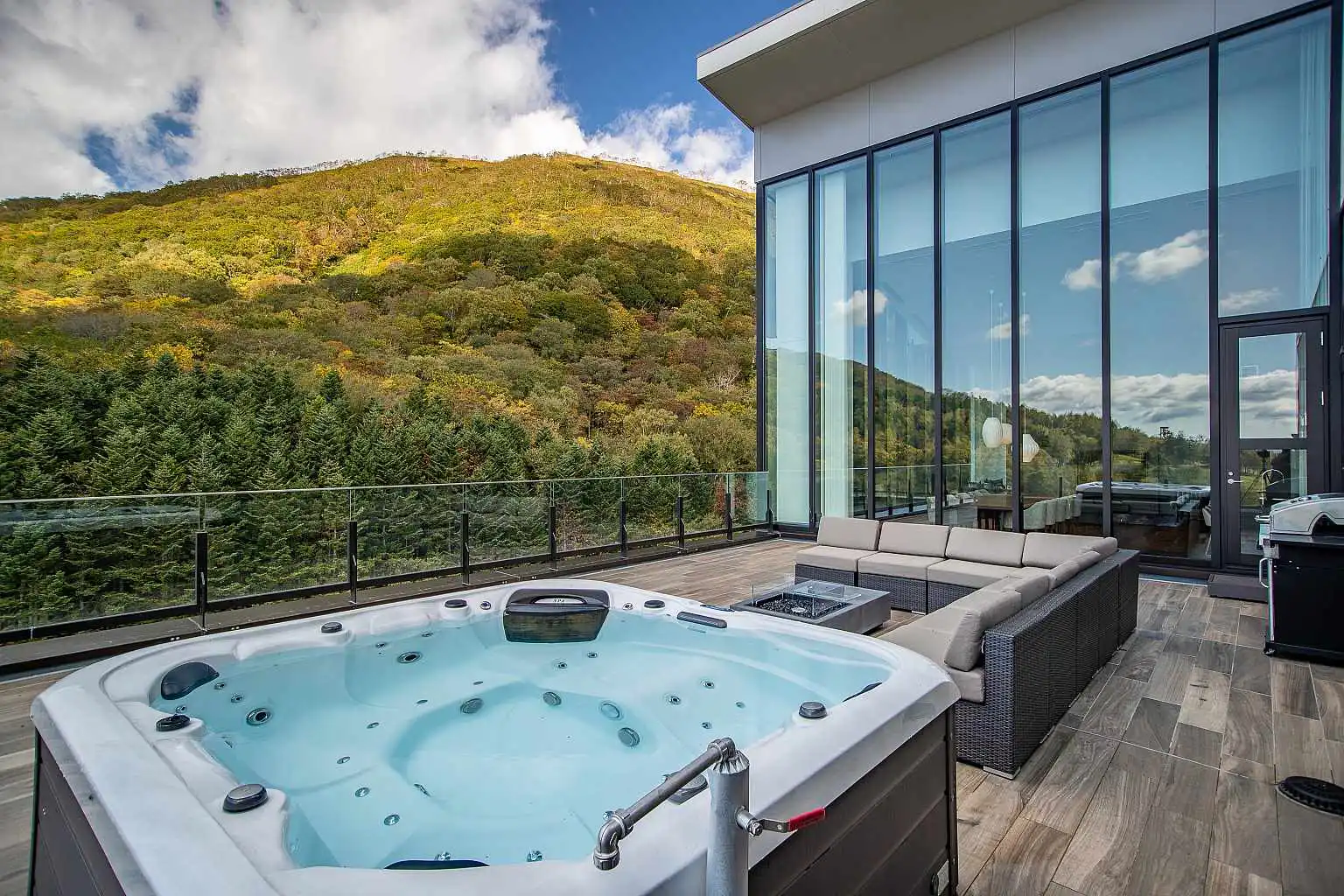 TVR 4 Bedroom Penthouse Residence