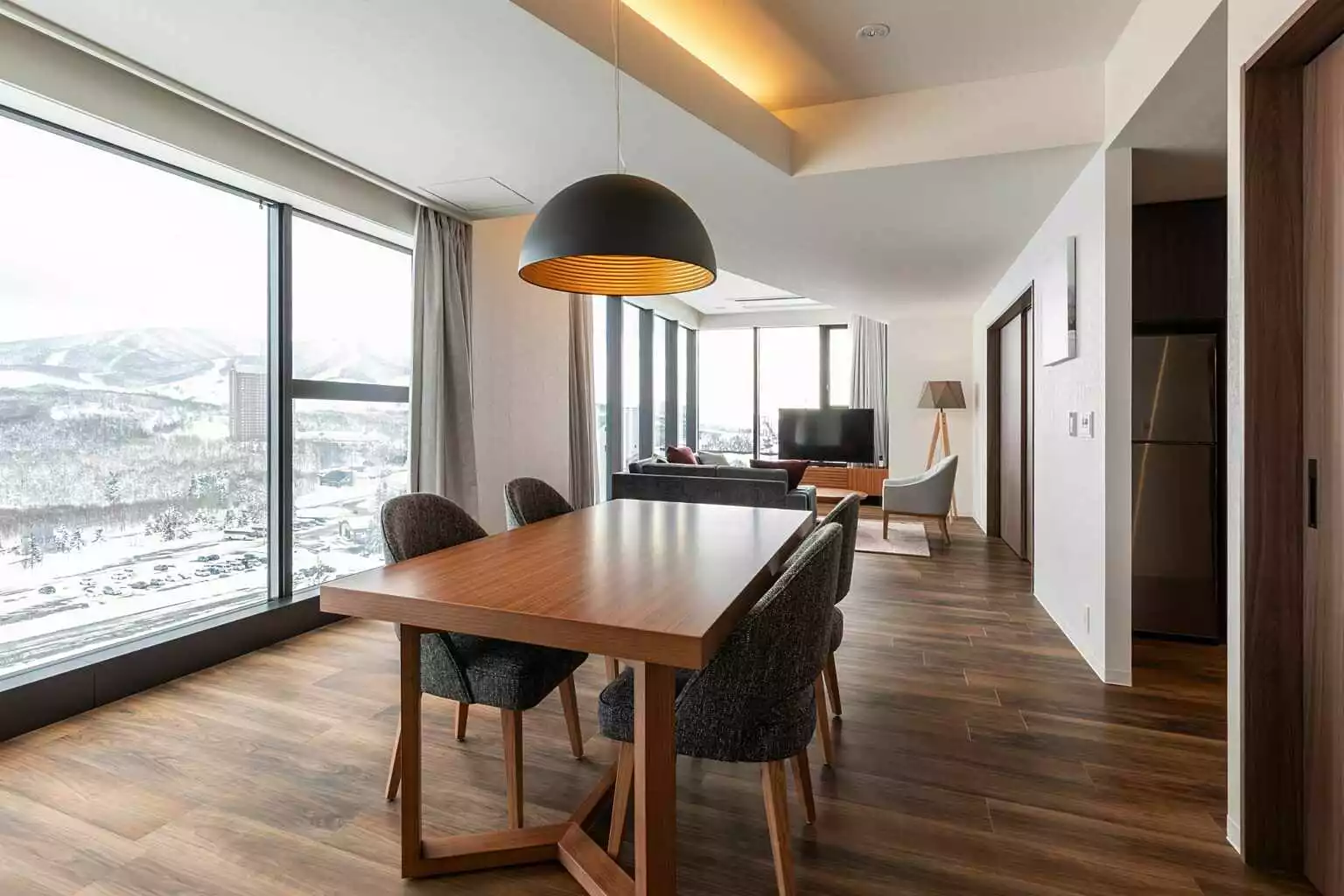 TVR 16 2 BR Premier Residence