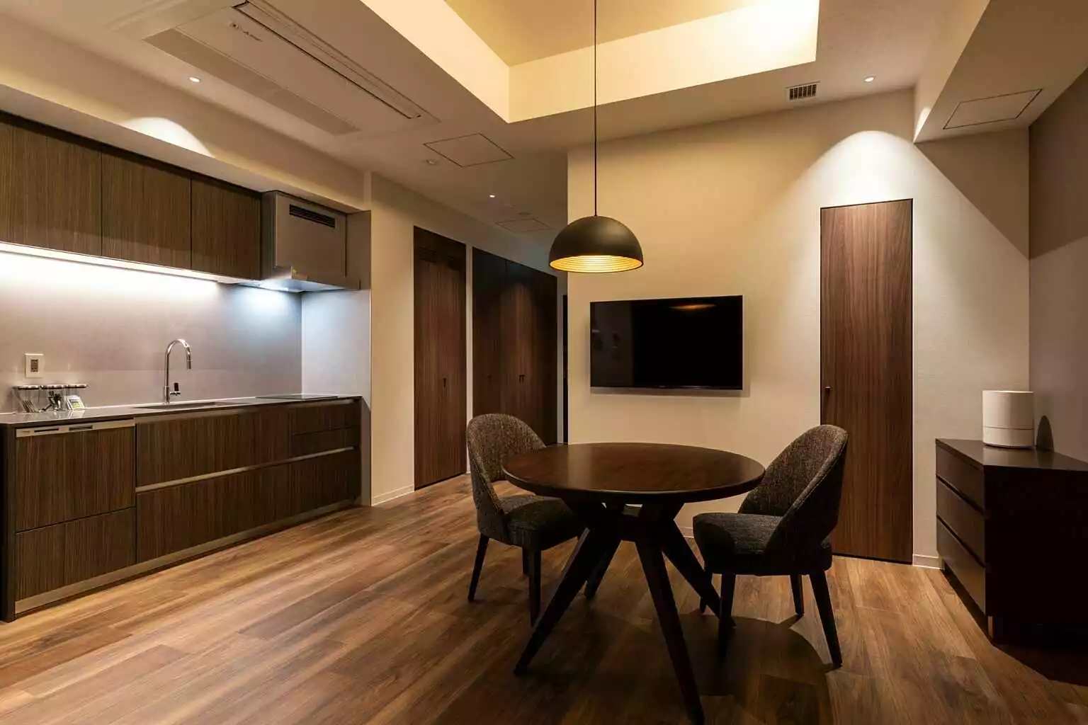 TVR 21 1 BR Residence