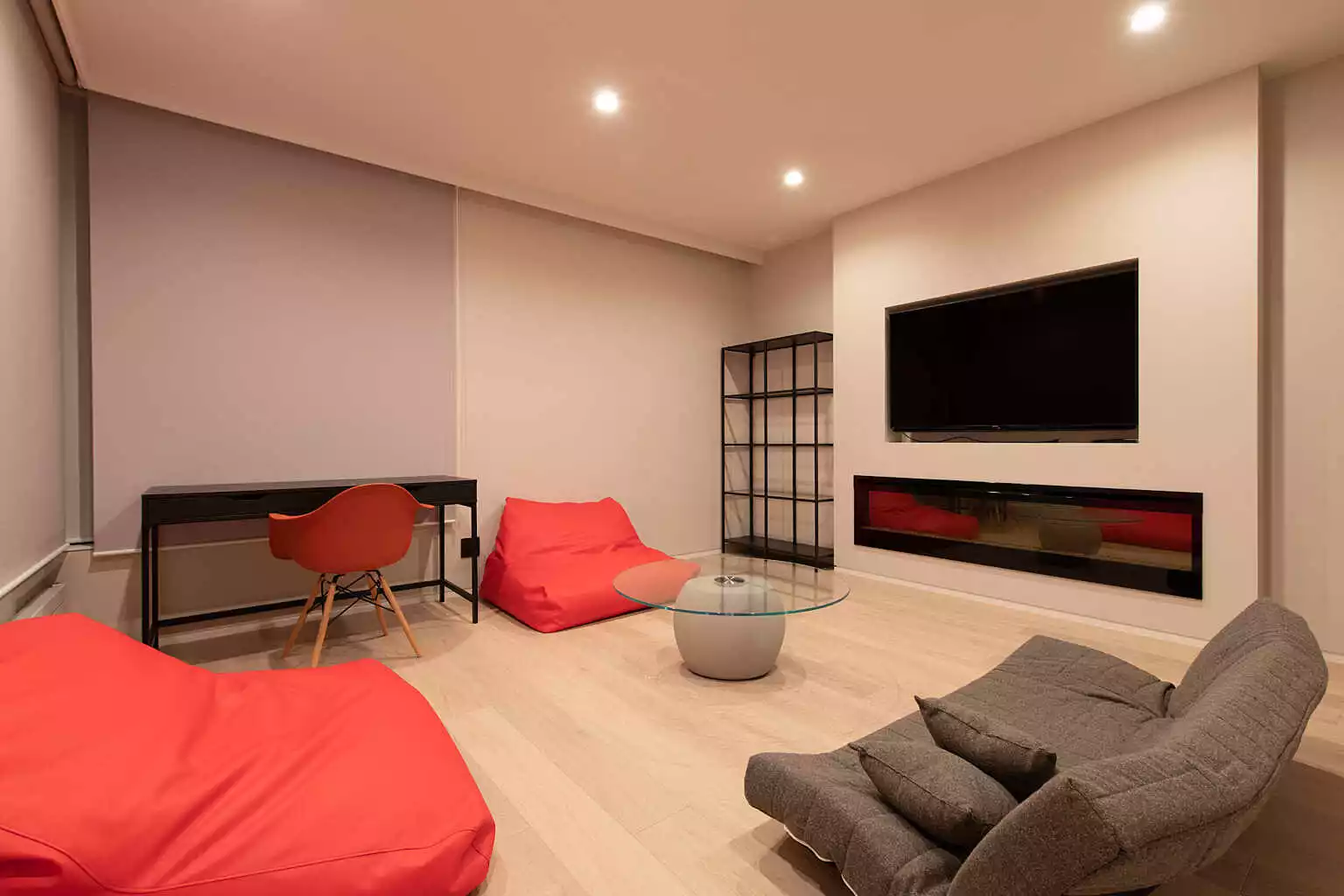 Yuki Sugi at Intuition 06 Media Room 1 FL