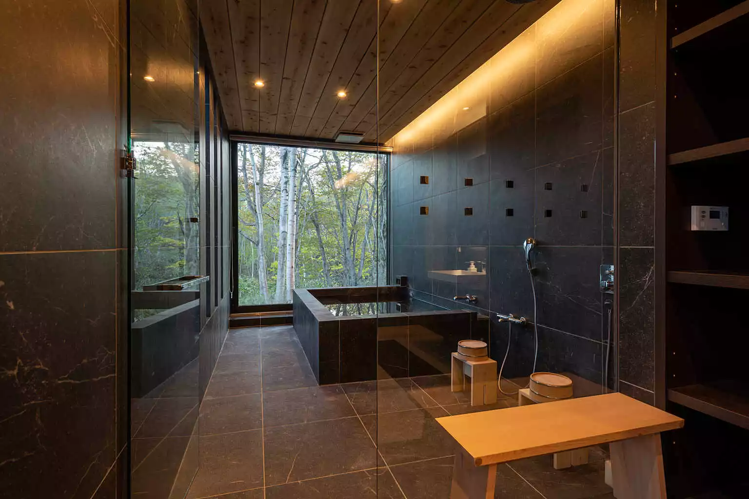 Yuki Sugi at Intuition 12 Onsen 1 FL