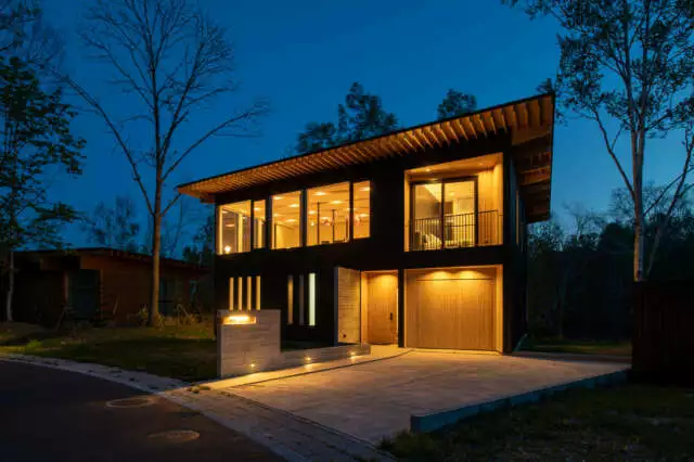 YKS Exterior 2