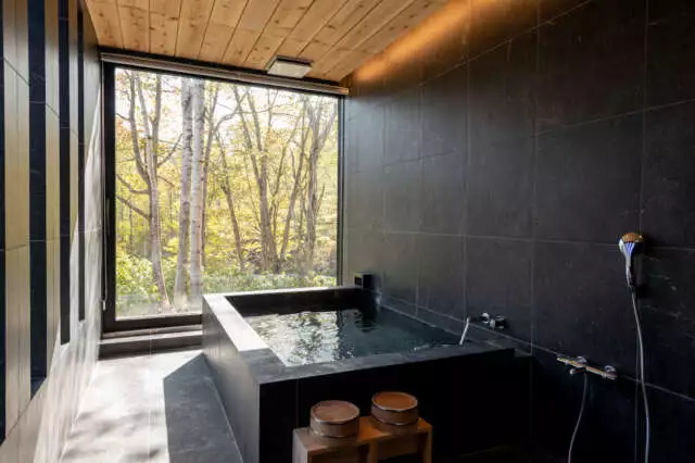 Yuki Sugi at Intuition 13 Onsen 1 FL