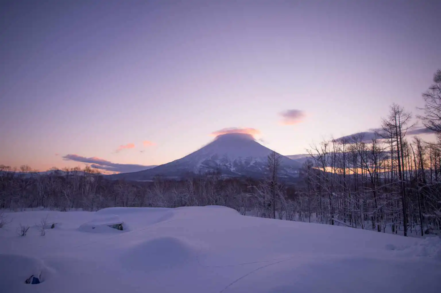 Niseko Shutter Stock View 04