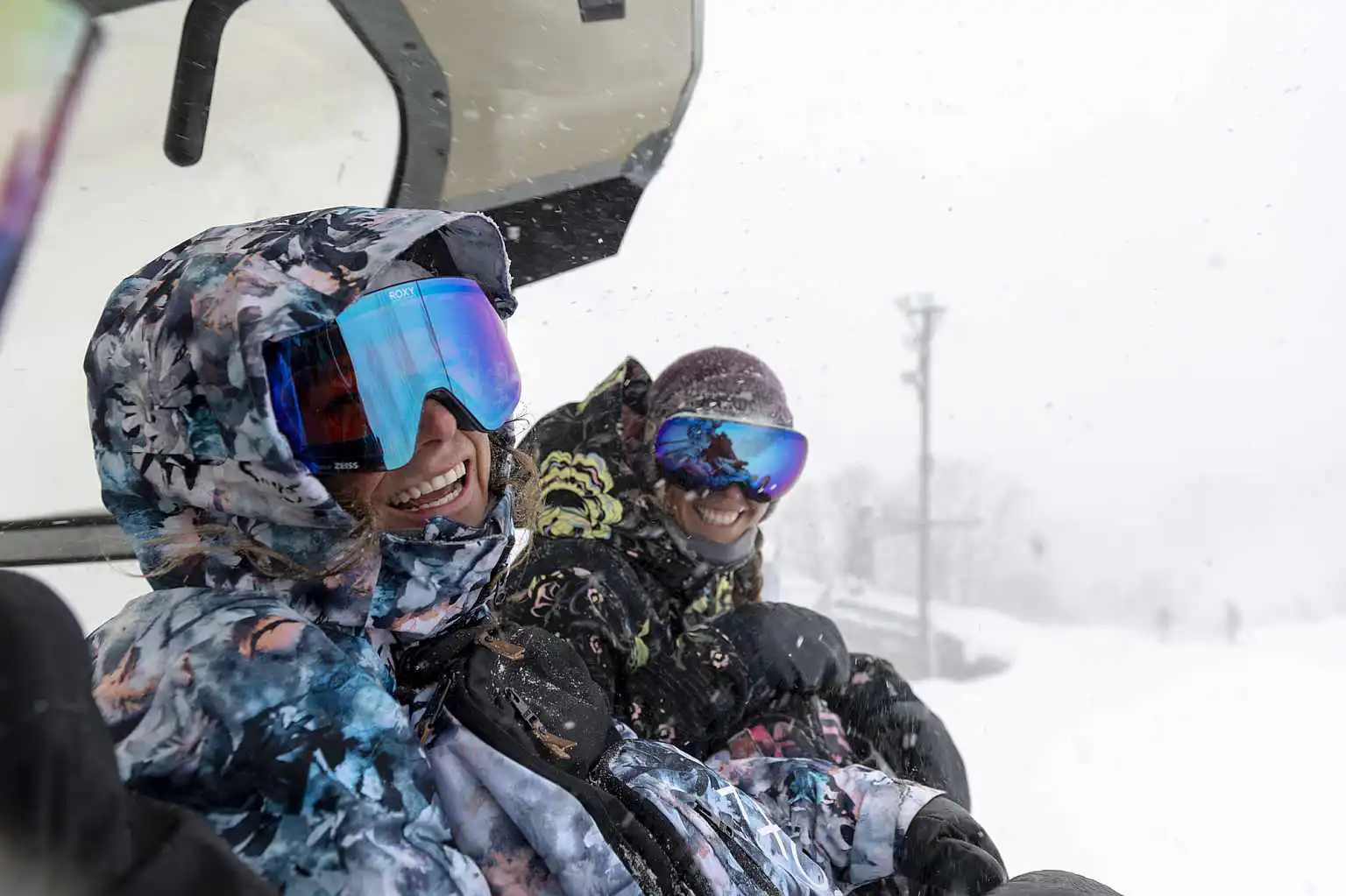 Niseko Influencer Torah Bright Ski Snowboard 10